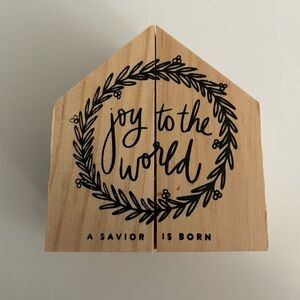 Santa Barbara Mini Ceramic Figurines Pine Wood Box - Holy Family